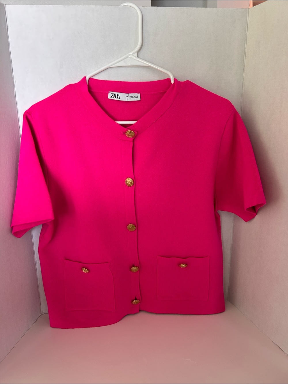 Zara  Womans Hot Pink Short Sleeve Button Cardigan with Gold Button